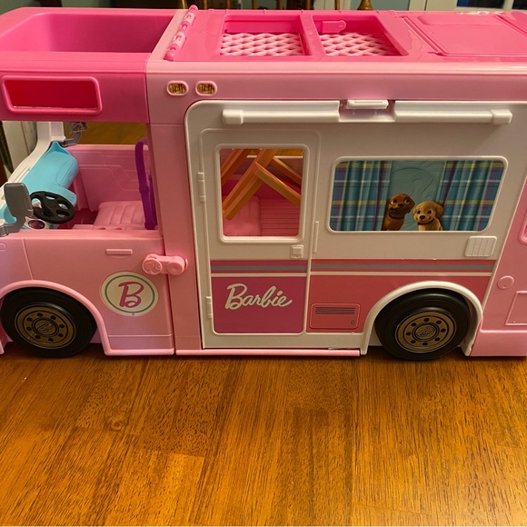 Barbie Camper | Chelsea Camper & Car | Barbies - Picture 2 of 7